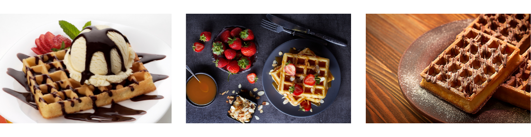Mehrere leckere Waffeln mit süßen Toppings