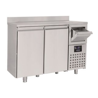 Gastro-Kühltisch 158 cm breit – 550L Volumen, 2 Türen, mit digitaler Steuerung